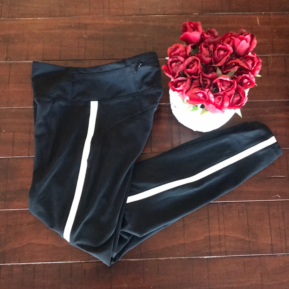 Athleta Metro leggings